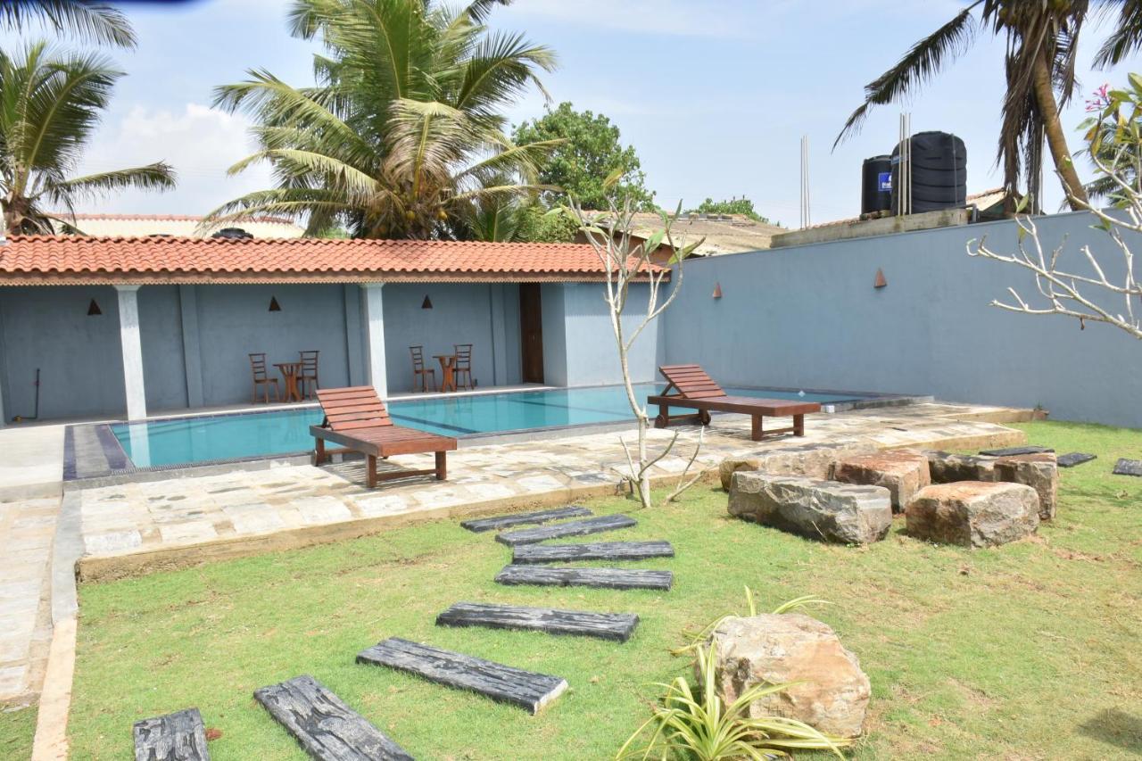 Arrow Beach Resort Galle Exterior photo